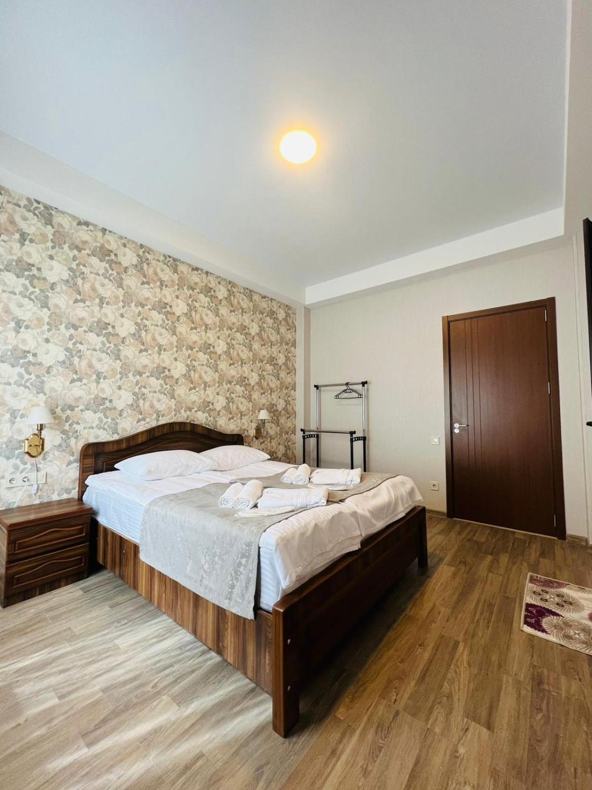 Planet Kazbegi Otel Dış mekan fotoğraf