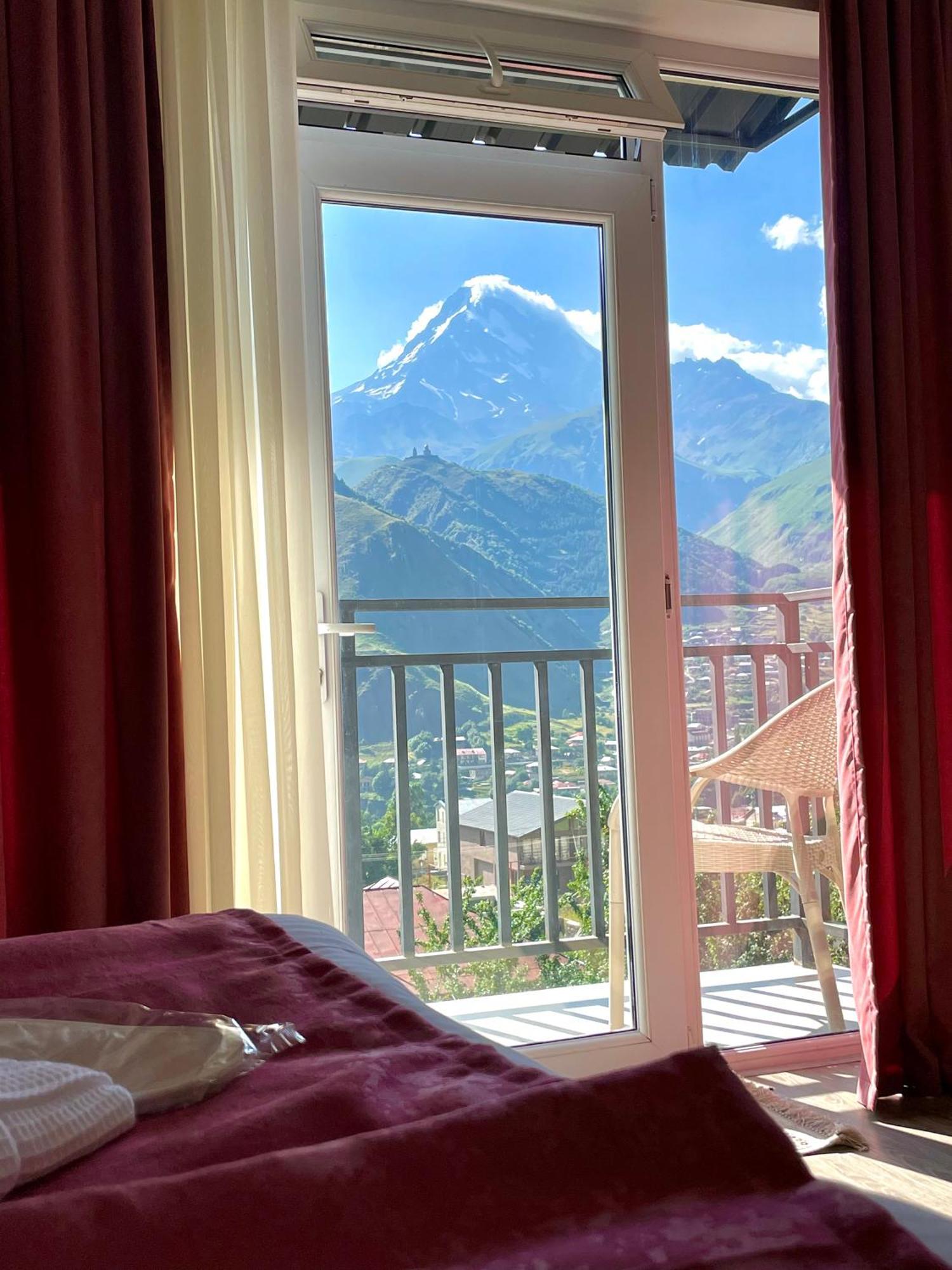 Planet Kazbegi Otel Dış mekan fotoğraf
