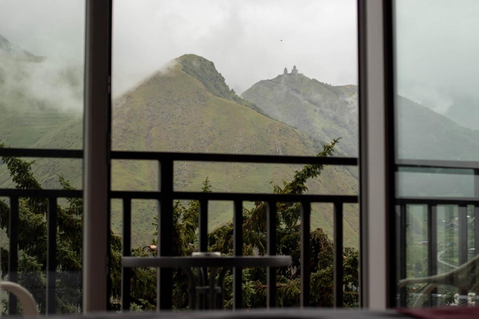 Planet Kazbegi Otel Dış mekan fotoğraf