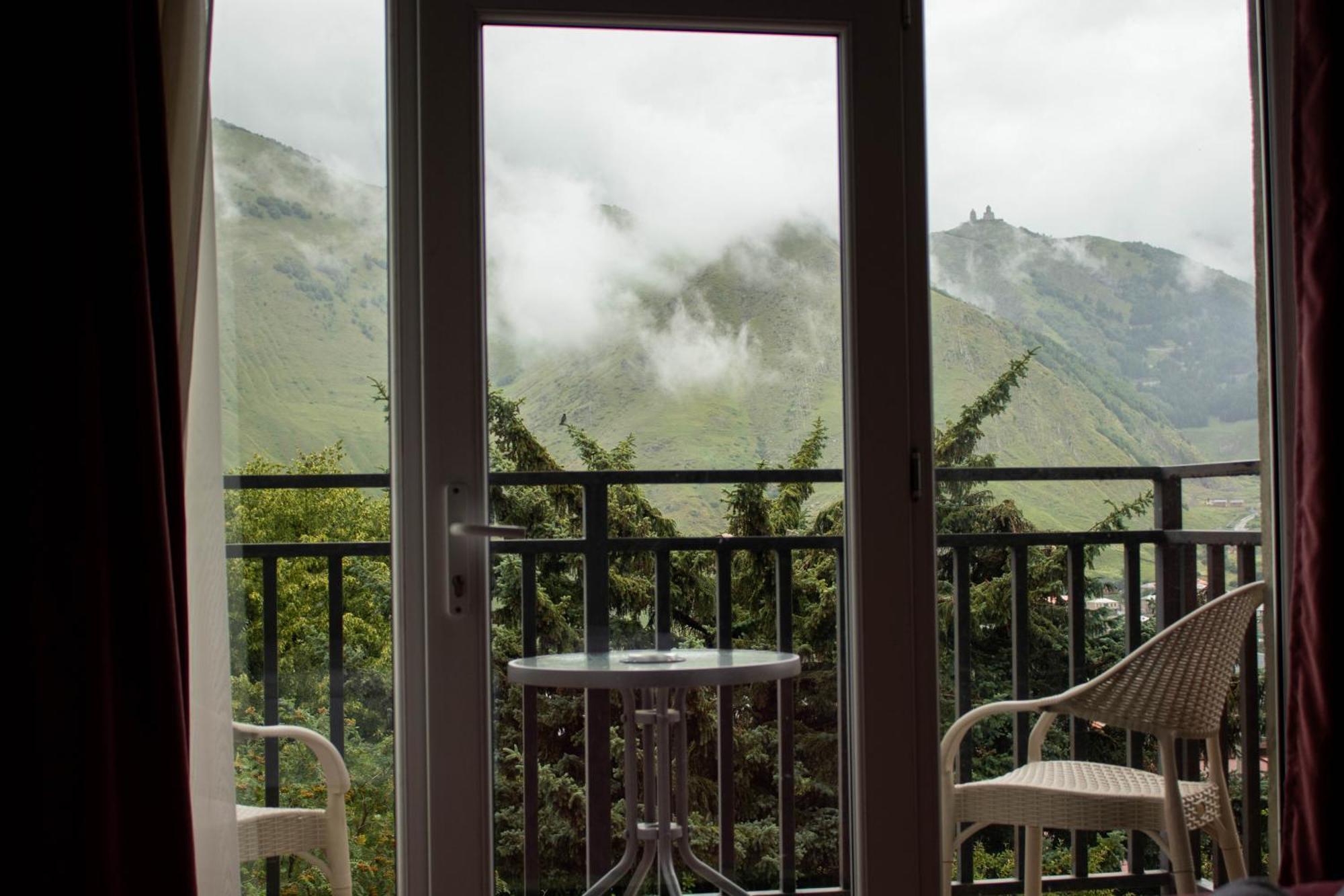 Planet Kazbegi Otel Dış mekan fotoğraf