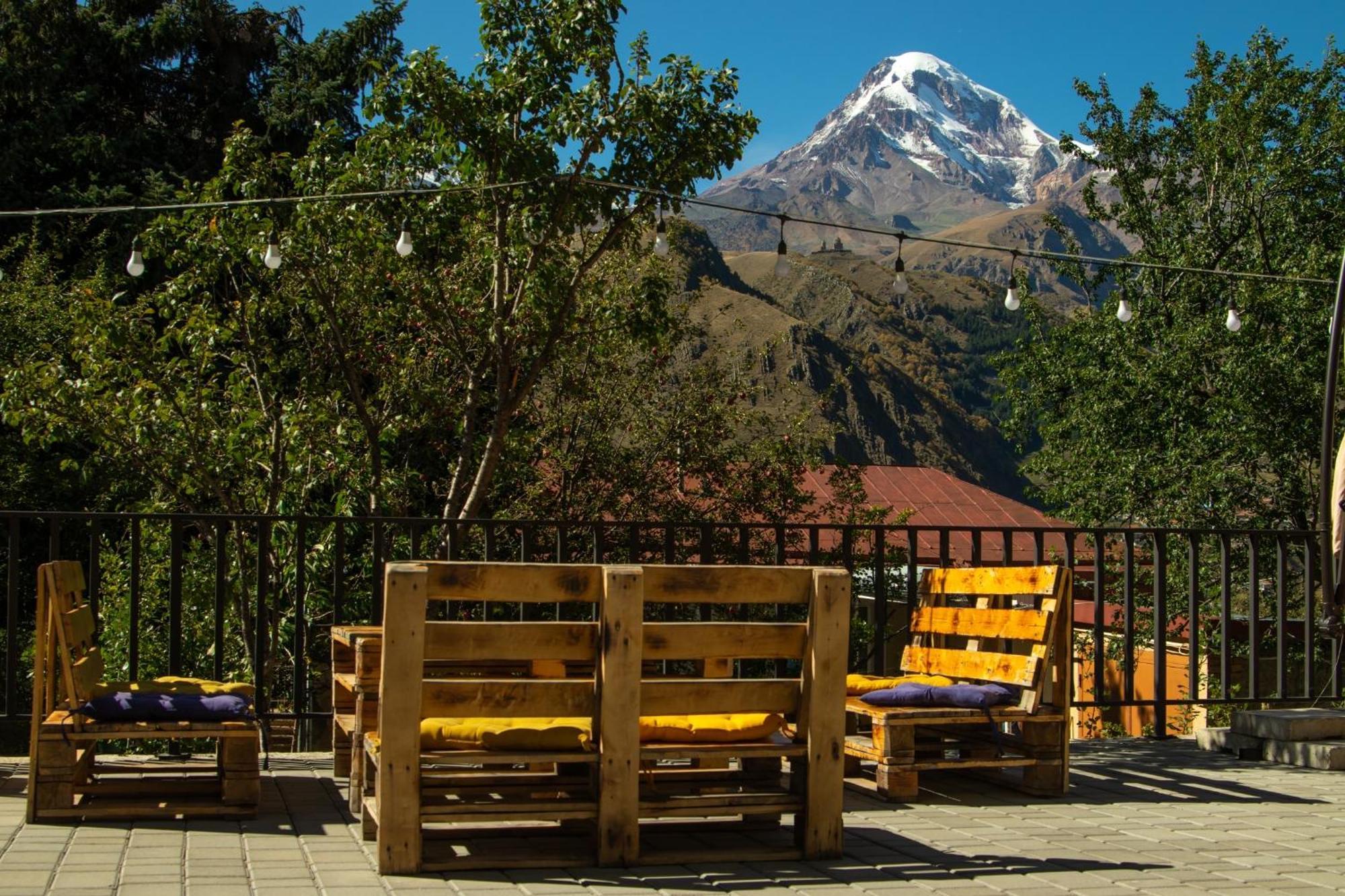 Planet Kazbegi Otel Dış mekan fotoğraf